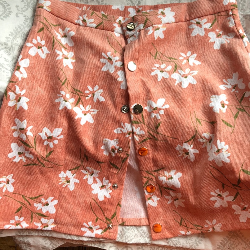 Floral vintage size M skirt
